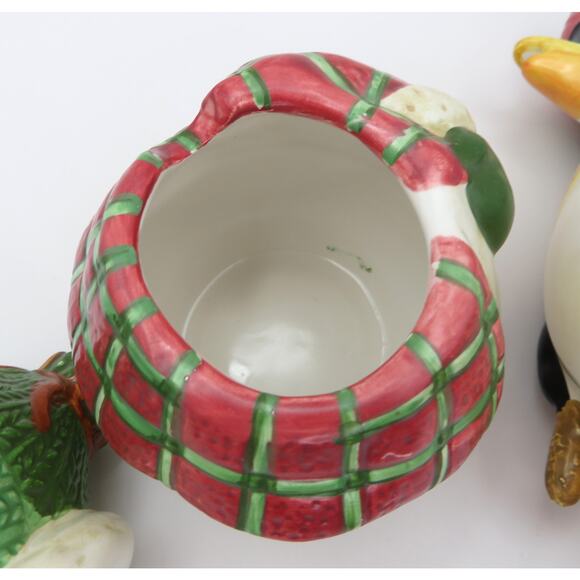 BICO Snowman and Penguin Cream and Sugar Set Christmas Ceramic Winter Serveware - Picture 10 of 14